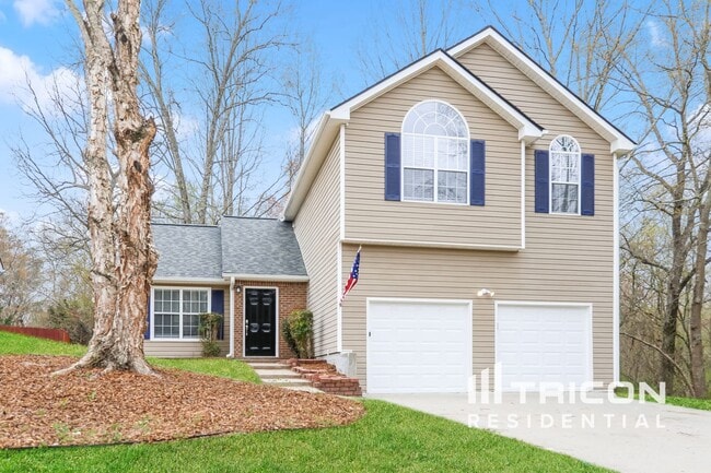Photo - 1528 Cardinal Ln House