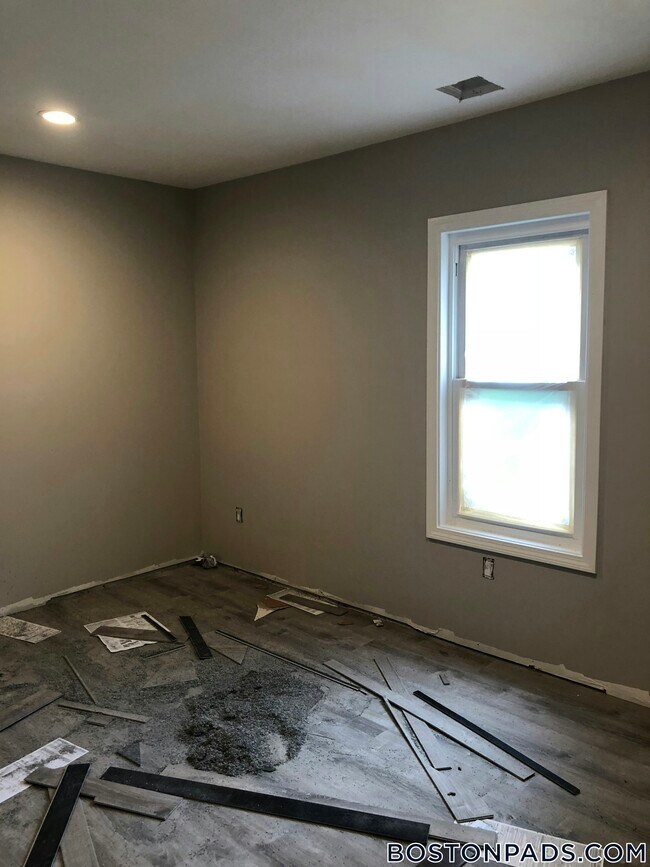 Photo - 39 Long Ave Unidad 2