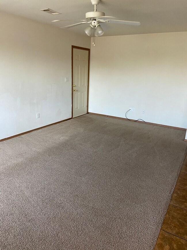 Photo - 305-307 E. Asher Ct. Unit 305 E. Asher Ct.