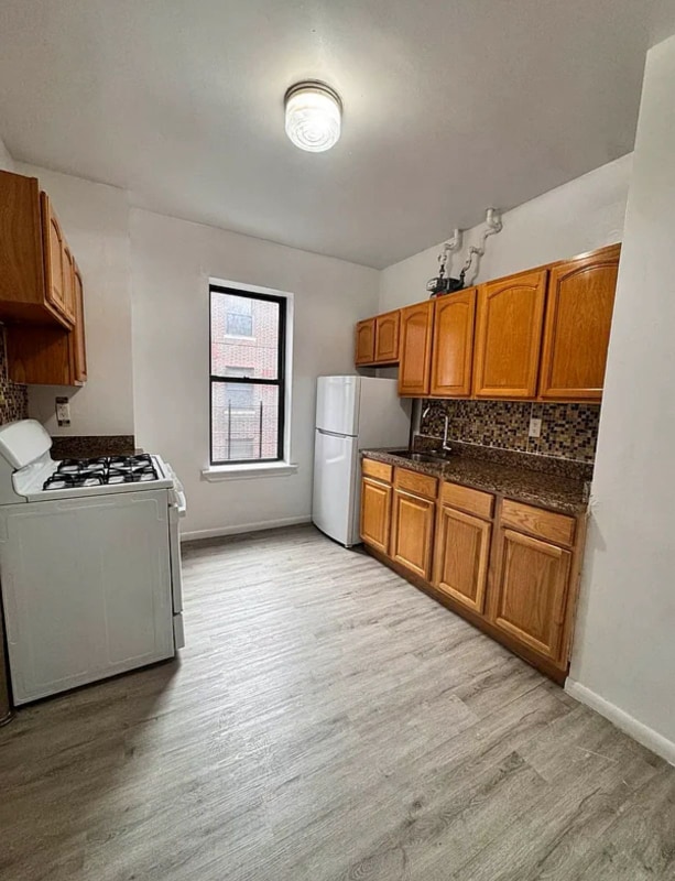 Photo - 2851 Valentine Ave Unit 601