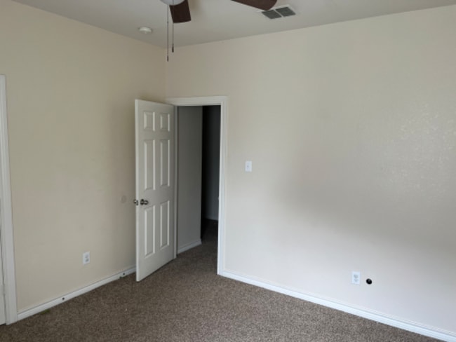 Photo - 1738 Summerwood Ln