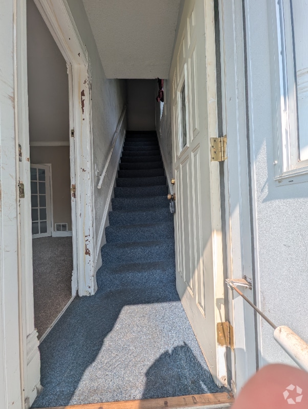 Building Photo - 1711 8th St Rental