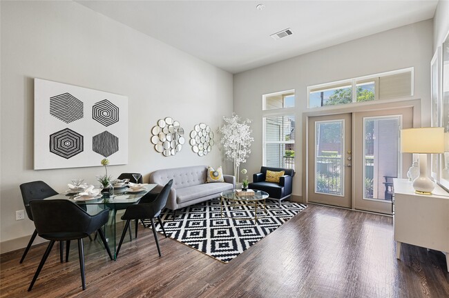 Building Photo - 2411 Fondren Rd Unit 1214 Rental