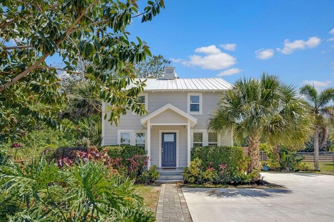 Building Photo - 1425 E Crisafulli Rd