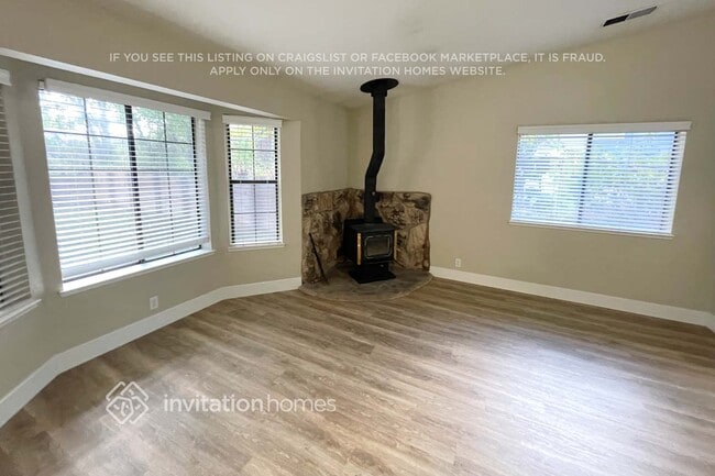 Photo - 627 Myrtle Ave