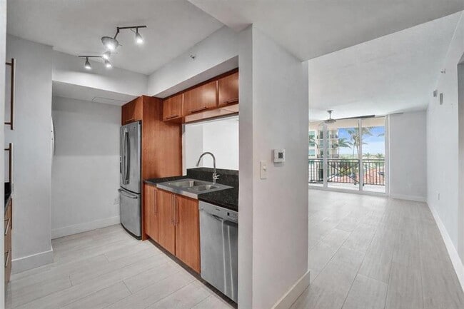 Photo - 610 W Las Olas Blvd Unit 1020n