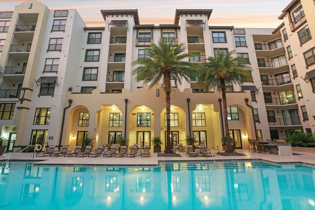 Photo - Lantower Westshore