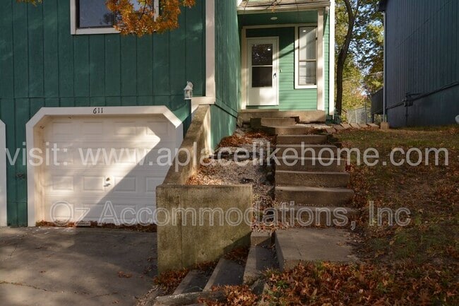 Photo - 611 S 13th St