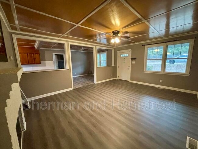 Photo - 1508 Heard Ave