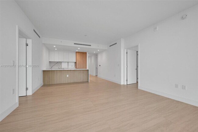 Photo - 2411 Laguna Cir Unit 2402