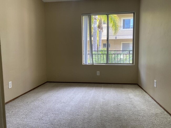 Photo - 7555 Linda Vista Rd