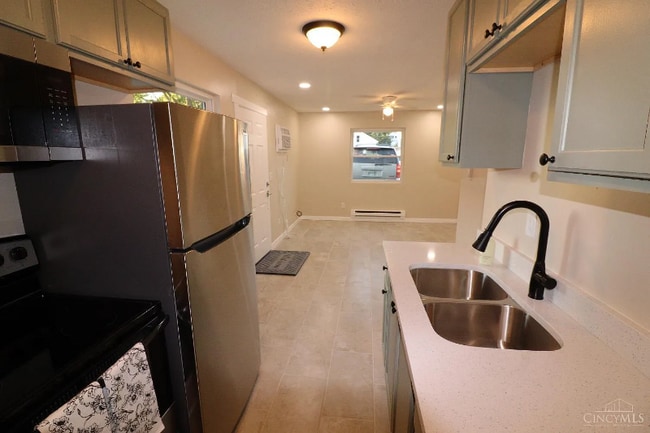 Photo - 680 Williams Ave Unit A