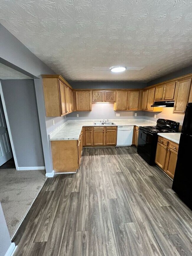 Photo - FINALLY a 2 bedroom 1.5 bath townhome available in Lawrenceville!