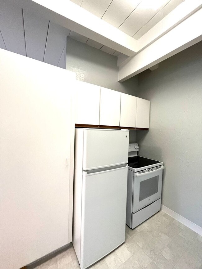Photo - The Pines Apartments