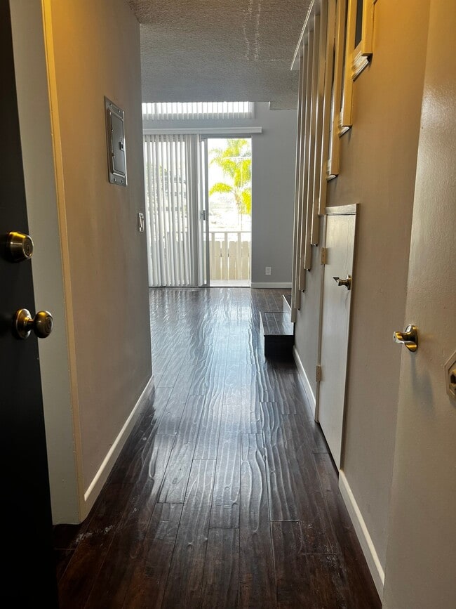 Photo - 4034 Emerald St