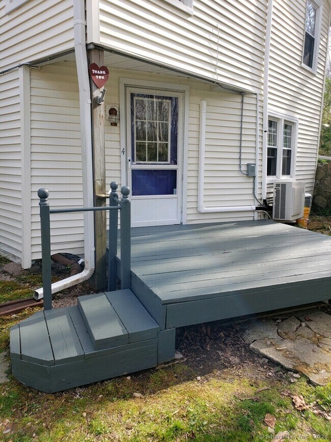 Photo - 500 Leetes Island Rd Unit #4