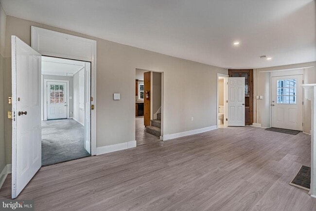 Building Photo - 57 S Limekiln Pike