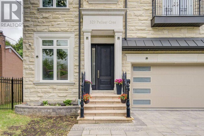 Photo - 329 Paliser Crescent S