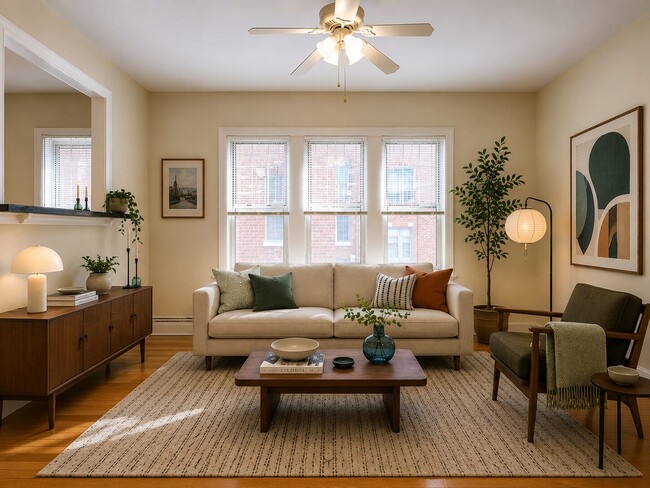 Photo - 625 W Barry Ave Unit 3