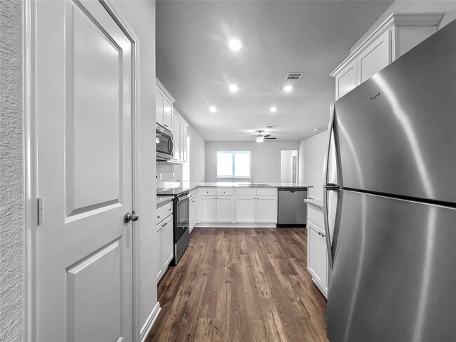 Photo - 7603 Thrips Ln