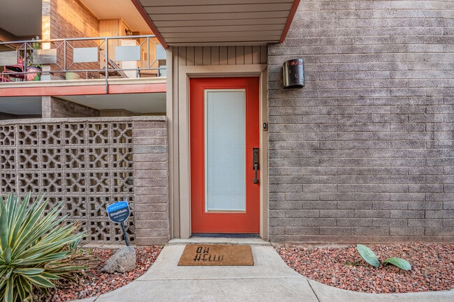 Photo - 1225 E Medlock Dr Unit 102