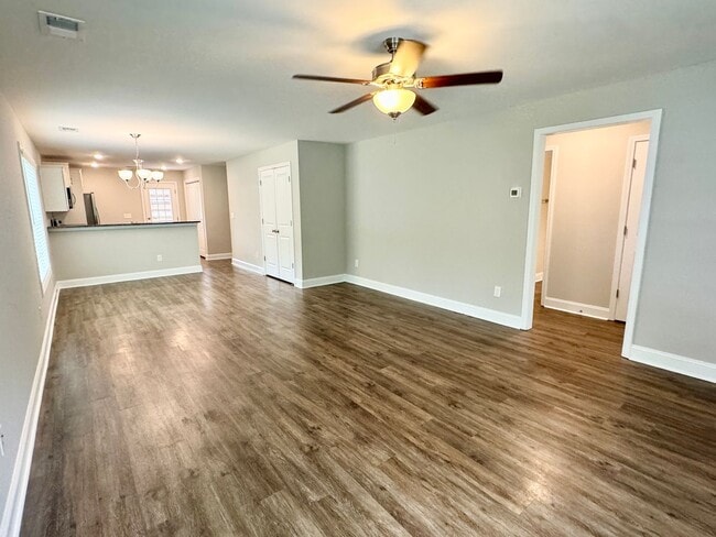 Photo - 3 Bedroom, 2 Bath in Conway! No HOA!