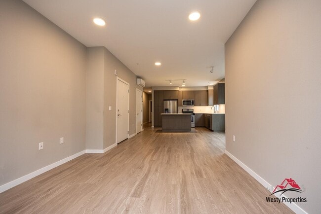 Photo - 110 N Blandena St