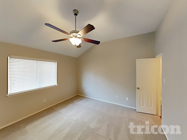 Photo - 1525 Juniper Ln