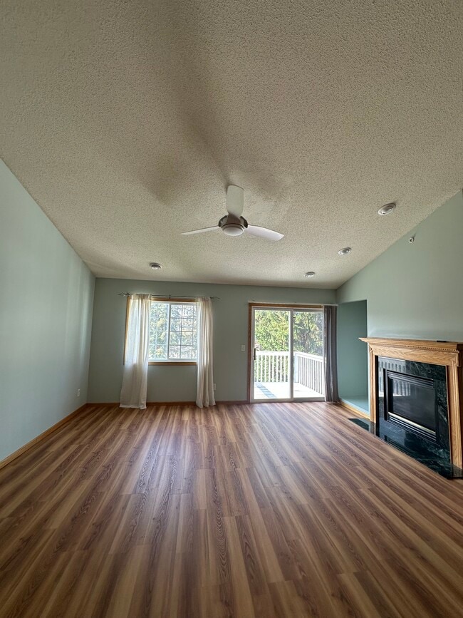 1209 Timber Way