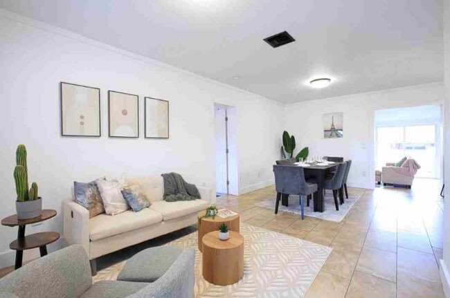 Photo - 7313 SW 16th Terrace