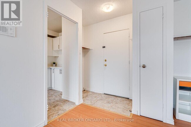 Photo - 9 Princess St Unité 304