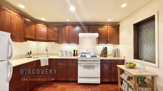 Photo - 40 Avon Rd Unit In-Law