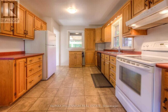 Photo - 135 Byron Ave