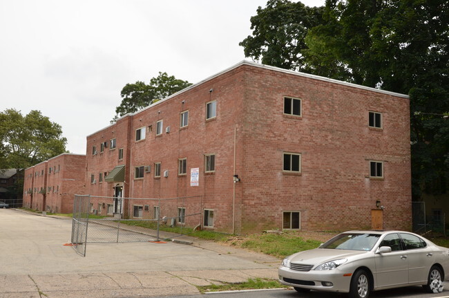 Building Photo - Allens Lane Apartments