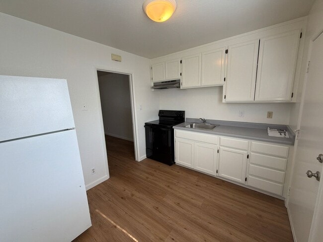 Building Photo - 314 Lawton St Unit 314 Lawton Street #2