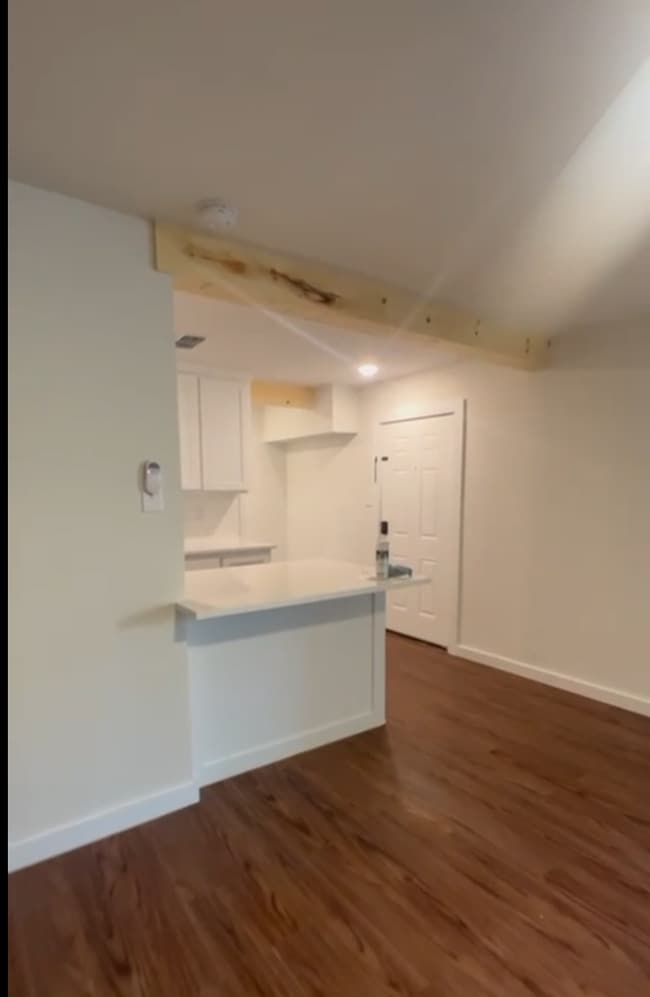 Photo - 228 Avenue F