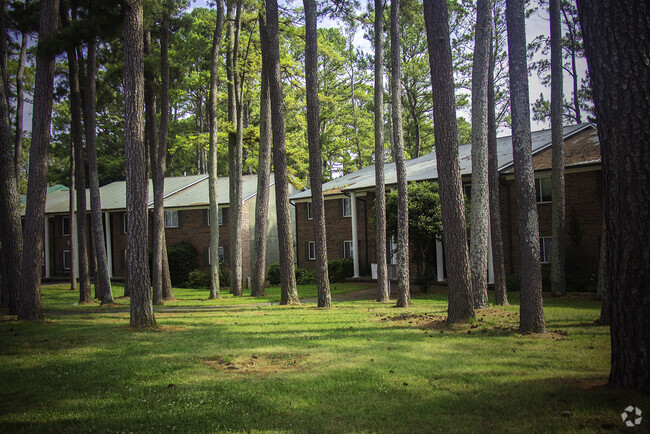 Windy Lakes Apartments - Windy Lakes Apartments