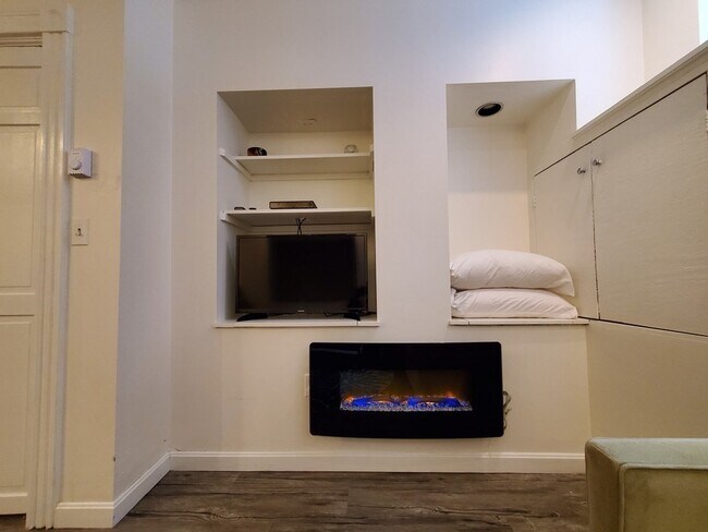 Photo - 18 Chestnut St Unit 1