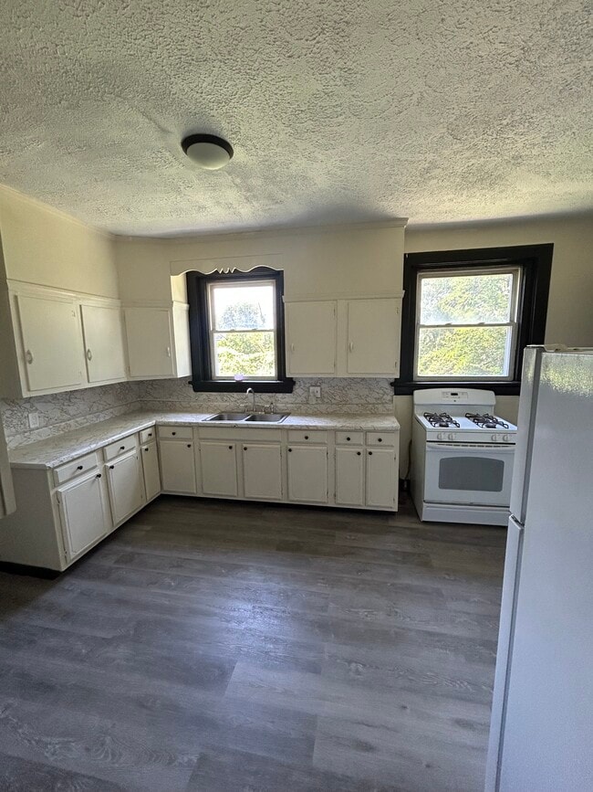 Photo - 3421 Trimble Ave Unit 1