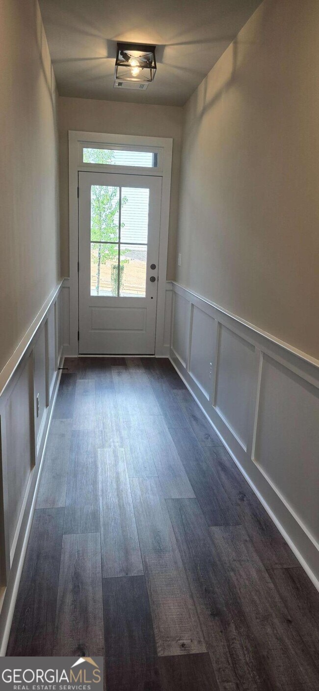 Photo - 5728 Urban Vlg Wy