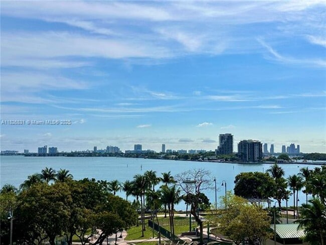Photo - 1800 N Bayshore Dr Unidad 1800 N Bayshore Dr  511