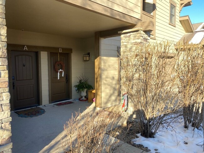 Photo - 2 Bedroom Furnished Monterra Condo