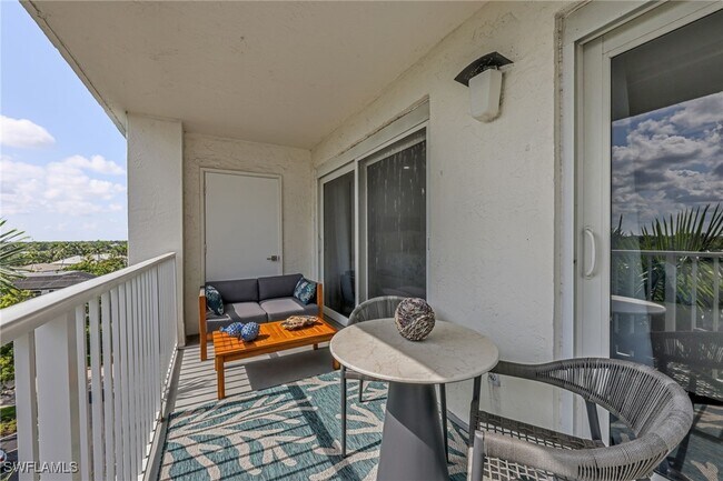 Photo - 1300 Gulf Shore Blvd N Unit 700