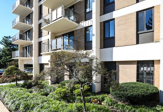 Photo - Barton House