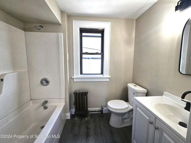 Photo - 405 Fig St