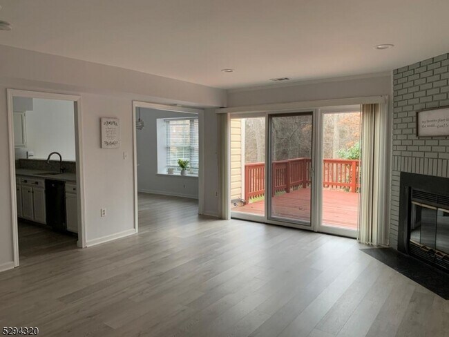 Photo - 170 Becket Pl