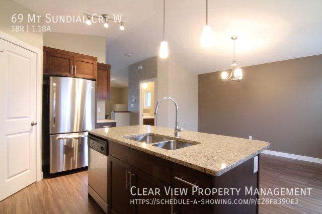 Photo - Sunridge West Side Duplex with Granite Counters!