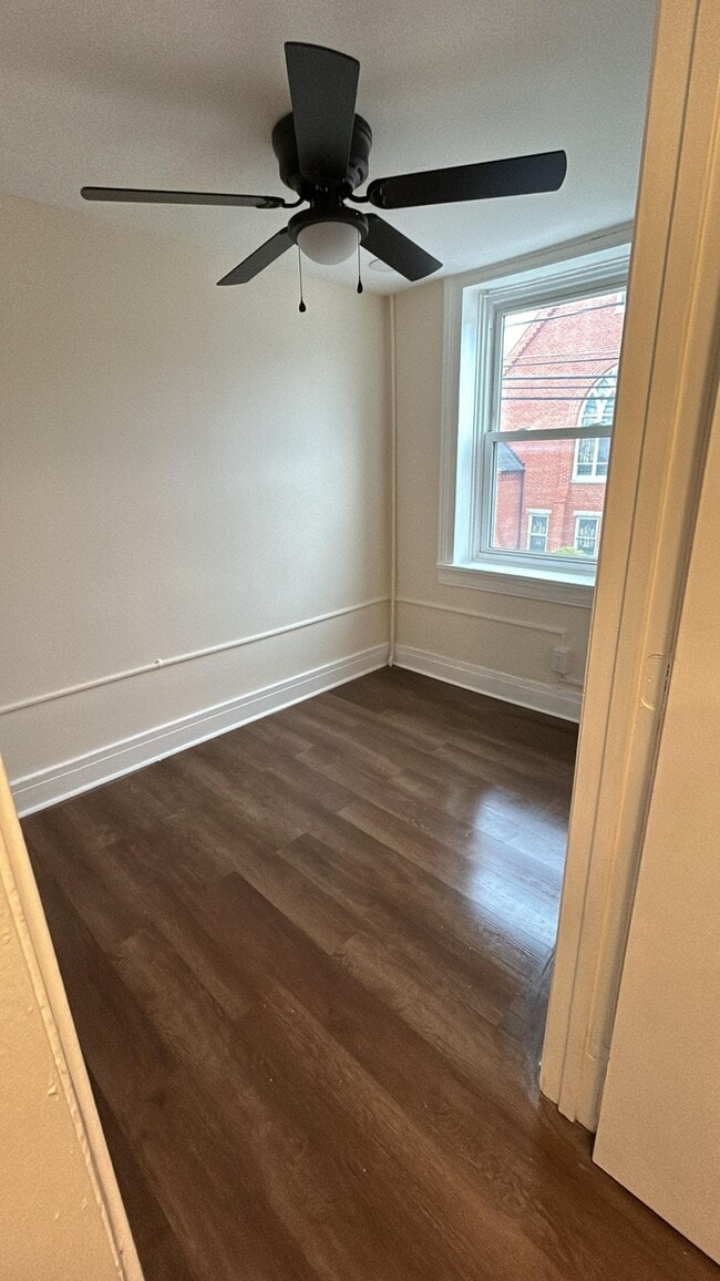 Photo - 16 N Church St