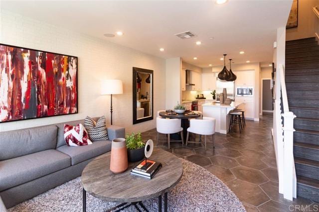 1109 Hibiscus Way
