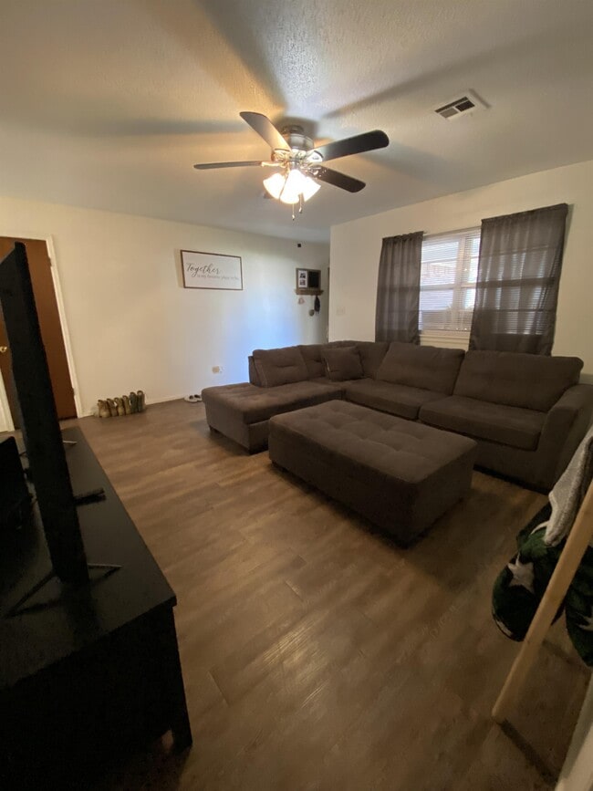 Photo - 969 Barkley Cir